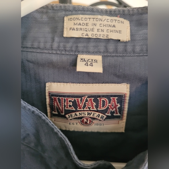 Vintage Nevada Button-Up Shirt - Picture 6 of 8